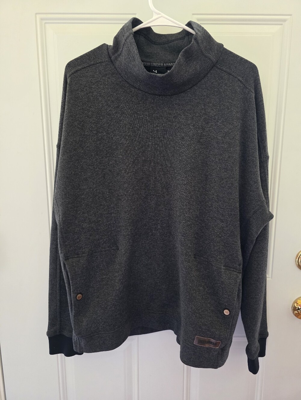 Under Armour Dark Charcoal Turtleneck Pullover Sweater Size XL